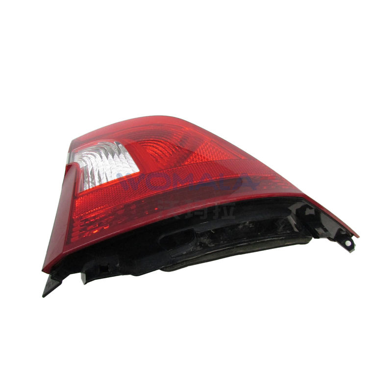ضوء الذيل الأيمن Womala OE 30796268 غطاء ضوء الذيل للفولفو S60 2011-2016
